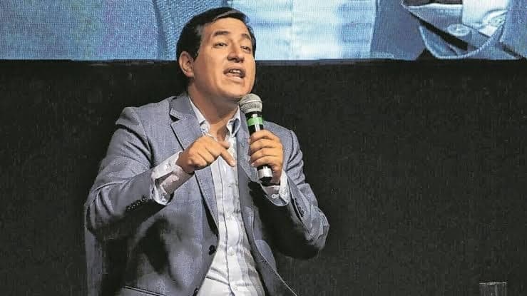 Andrés Arauz acusa a Noboa de perseguir a sus opositores para no enfrentarlos en las urnas