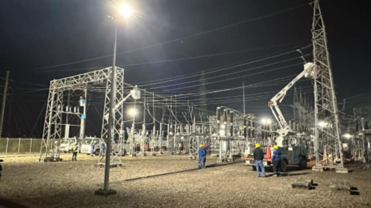 Gobierno y sector industrial acuerdan reducir consumo eléctrico en 185 empresas