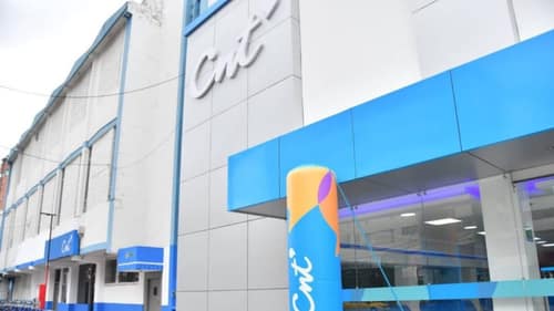 Eliana Correa cuestiona contrato por USD 240,2 millones adjudicado a Dedalus