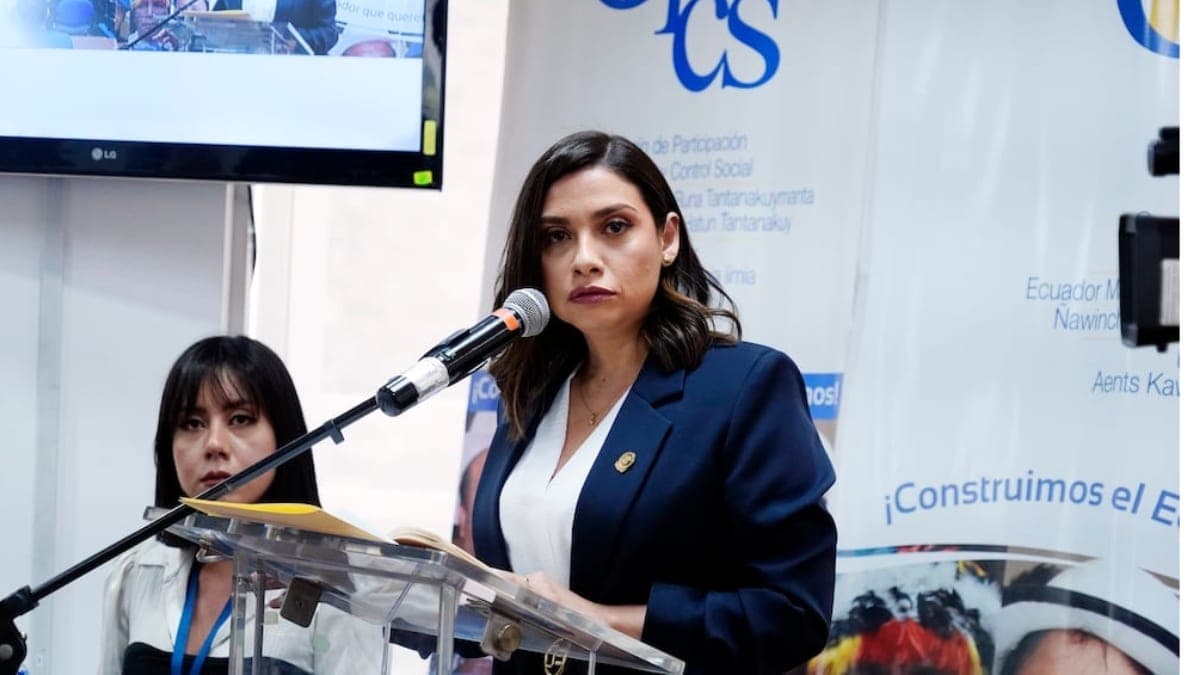 Comisión de Garantías convocó a Mercedes Caicedo para tratar eliminación de la Unidad Anticorrupción