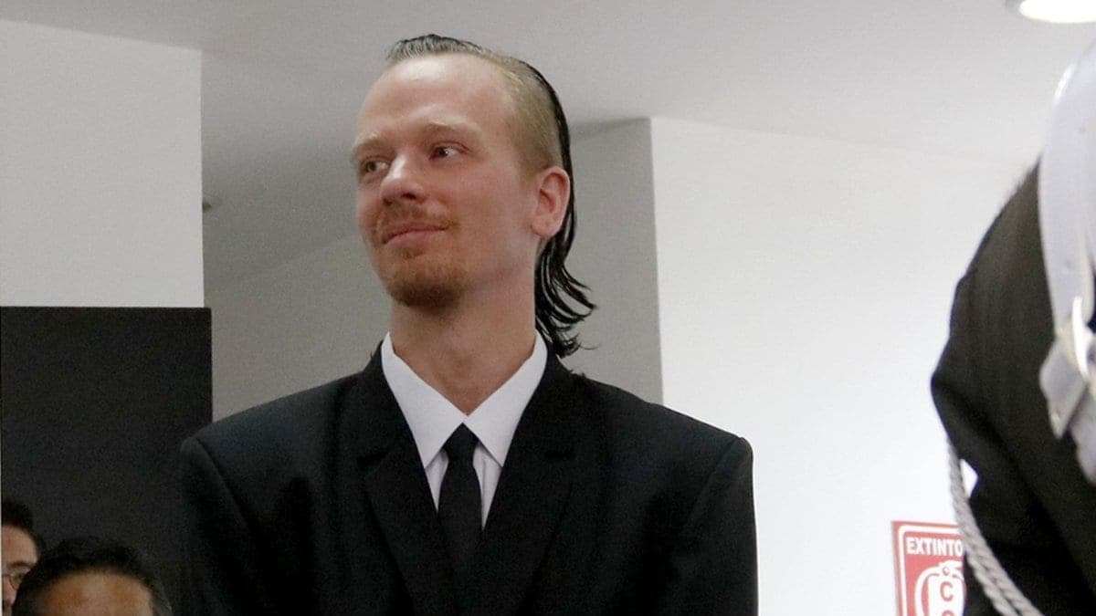 Ola Bini fue deportado a Suecia luego de que Migración revocara su visa