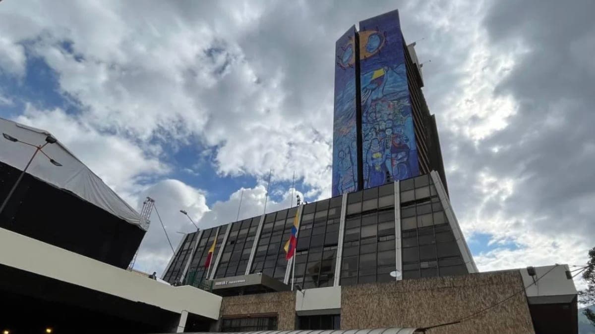 Prefectura de Pichincha desvincula al responsable de recaudaciones tras denuncias sobre uso de cuentas particulares