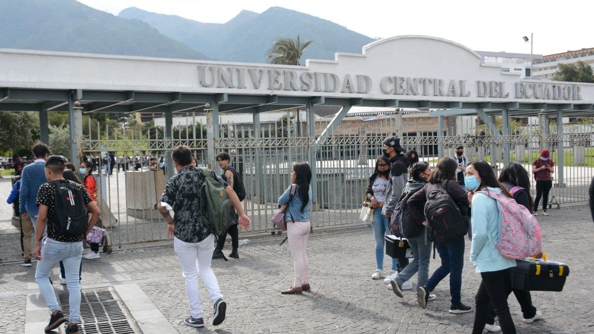 FAPUC denuncia hostigamiento contra dirigentes docentes y anuncia que acudirá a la OIT
