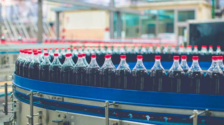 Superintendencia de Competencia pide revisar contratos en el mercado de bebidas para prevenir prácticas anticompetitivas